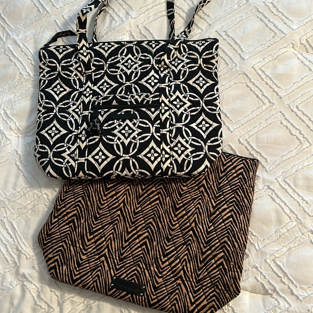 2 barely used Vera Bradley totes
